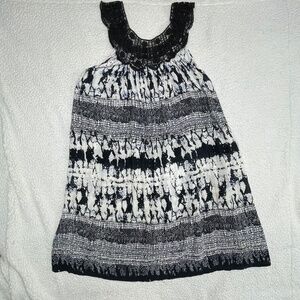 Women’s XL “Shoreline” Black/White Sleeveless Top